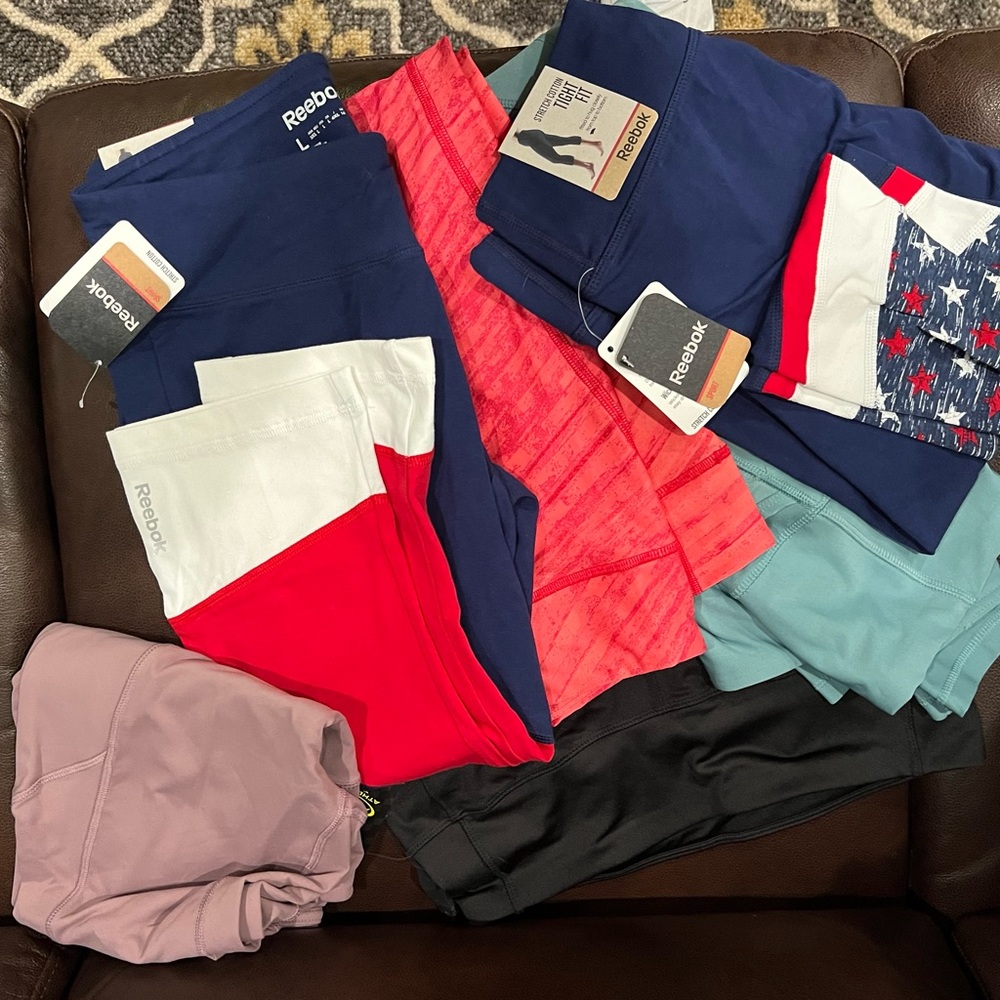 Set of 6 leggings! Some NWT! Reebok and Under Armour! 🇺🇸 are very cute!